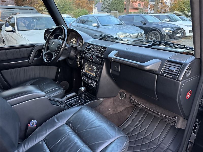 Mercedes-Benz Třídy G G 500 AMG - fotka 9 z 24