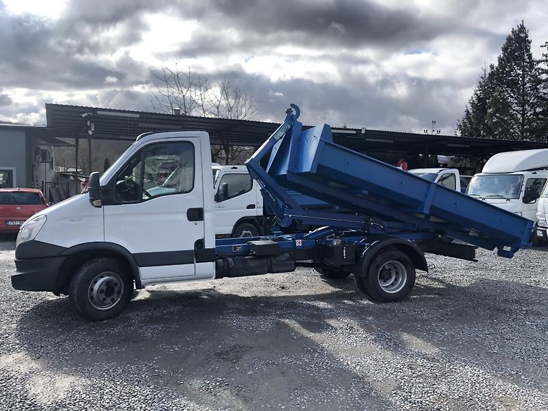 Iveco Daily (2014) 70C17 novy nosič do 3.5t B - fotka 6 z 14