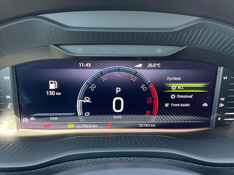Škoda Karoq 1,5 TSi 110 kW 7DSG STYLE - fotka 16 z 27