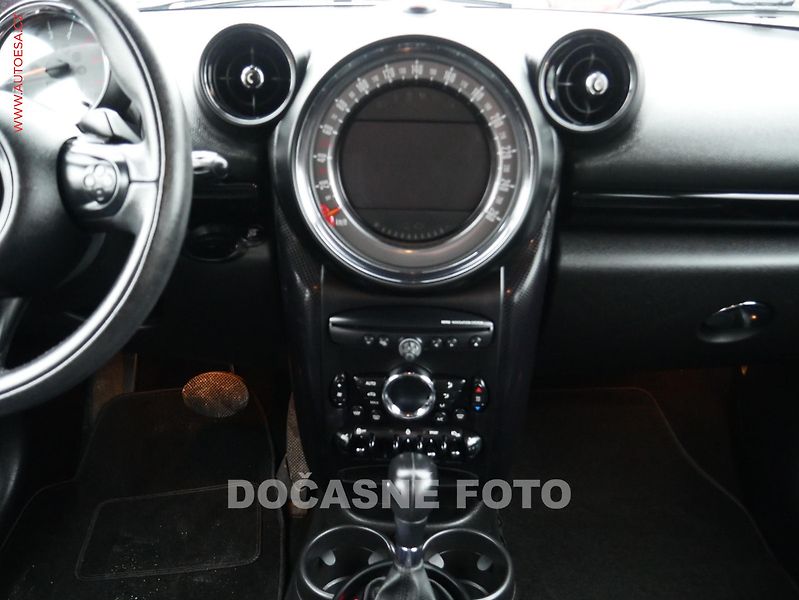 Mini Countryman (2014) 2.0D 4X4, 2.maj, AT, kůže - fotka 12 z 19
