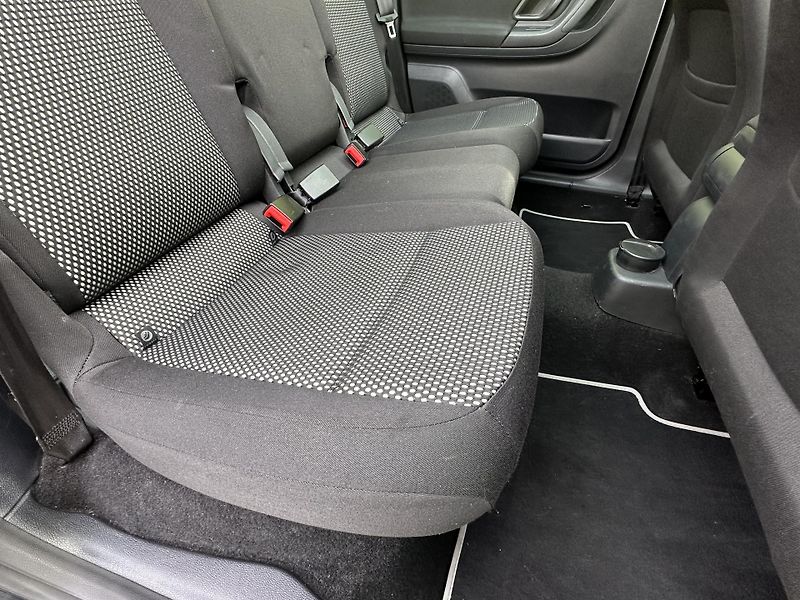 Škoda Roomster (2010) SCOUT 1.6TDI/77kW * 2.Maj. - fotka 20 z 27