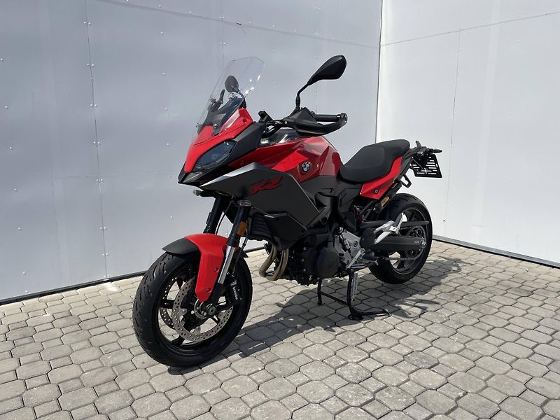 BMW (2026) F 900 XR - fotka 5 z 12