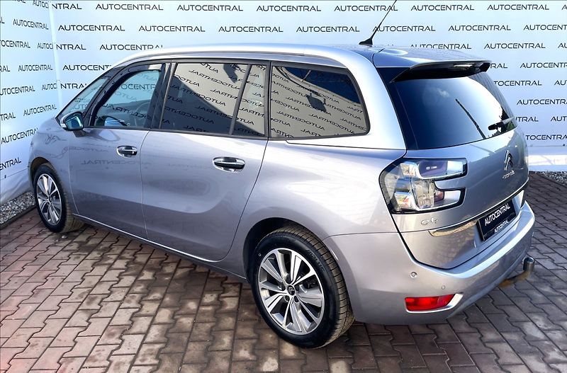 Citroën C4 Picasso 1,6 i,121kW,7míst - fotka 6 z 31