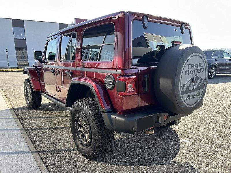Jeep Wrangler Unlimited Rubicon 392 V8 - fotka 7 z 35