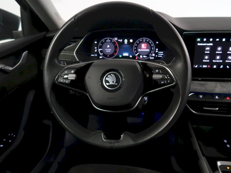 Škoda Octavia (2024) TOP SELECTION 2.0TDI 110KW DSG - fotka 16 z 38