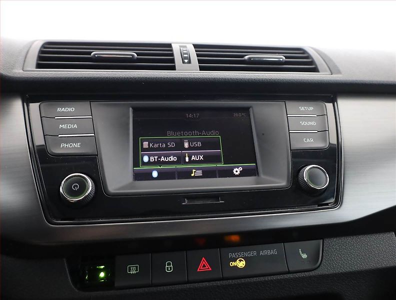 Škoda Fabia (2018) 1.0 TSI, Serv.kniha, Tempomat - fotka 12 z 19