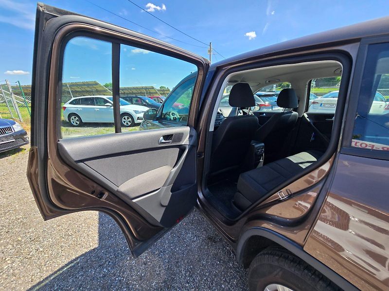 Volkswagen Tiguan (2012) 1.4 TSi 90KW Trend - fotka 11 z 22