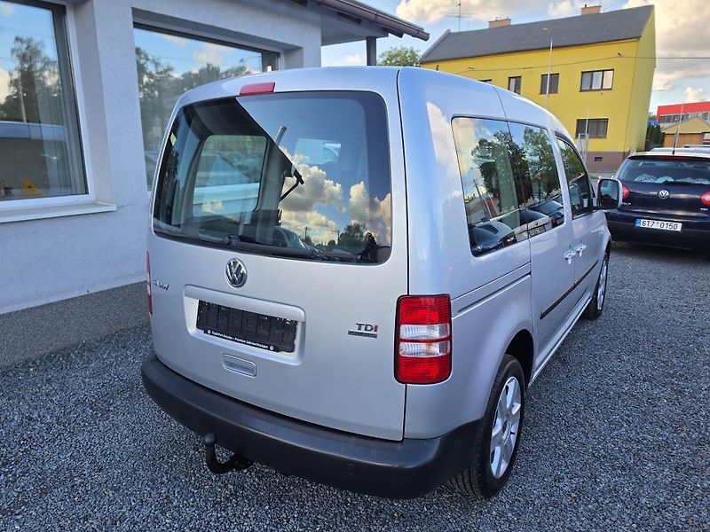 Volkswagen Caddy 1.6 TDI  - fotka 4 z 40