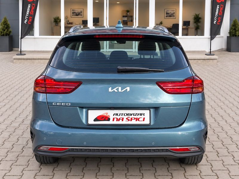 Kia Ceed (2023) SW 1.5T-GDI 118kW -1.MAJITEL - fotka 7 z 39