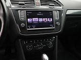 Volkswagen Tiguan 2,0 TDI 110kW DSG 4M Highline - náhled 17