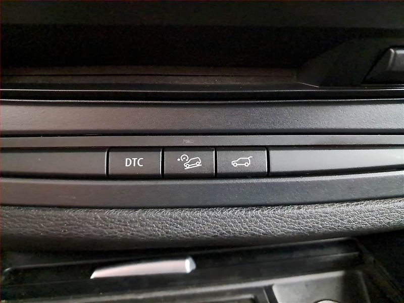 BMW X5 (2009) xDrive30d, 4X4, Automat, Navi - fotka 20 z 21