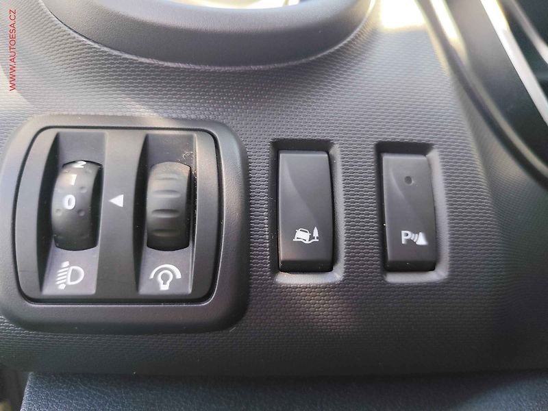 Renault Trafic (2021) 2.0dCi L1H1, AC - fotka 18 z 19