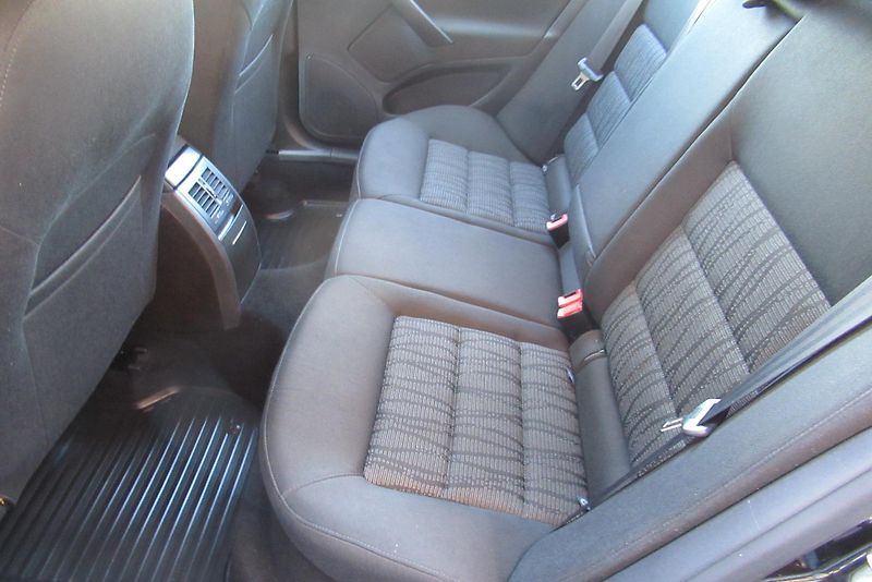 Škoda Octavia 1.4 TSi ELEGANCE EL.ŠÍBR XENON - fotka 14 z 35