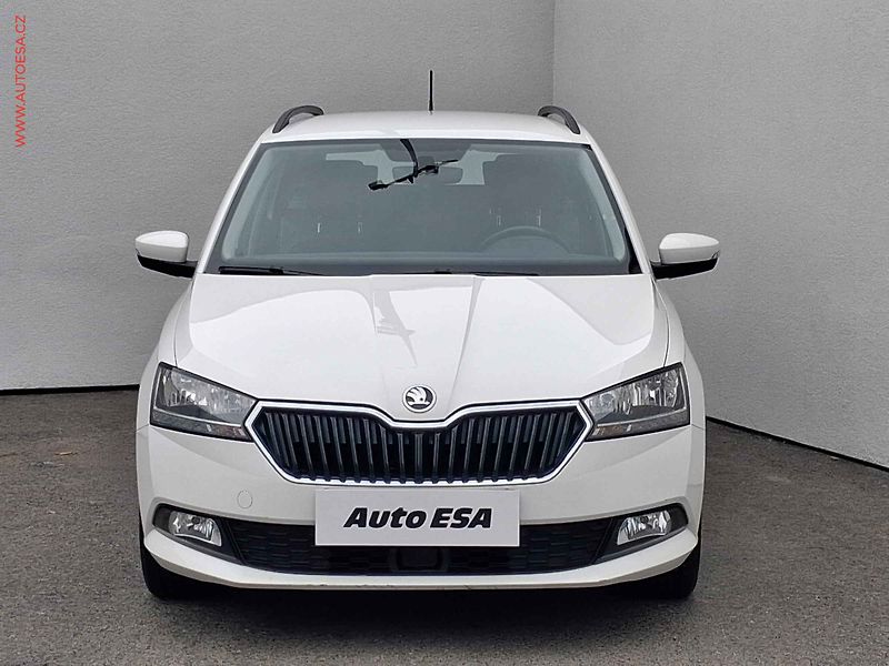 Škoda Fabia (2022) 1.0 TSi, ČR, Ambition, STK7 - fotka 2 z 17