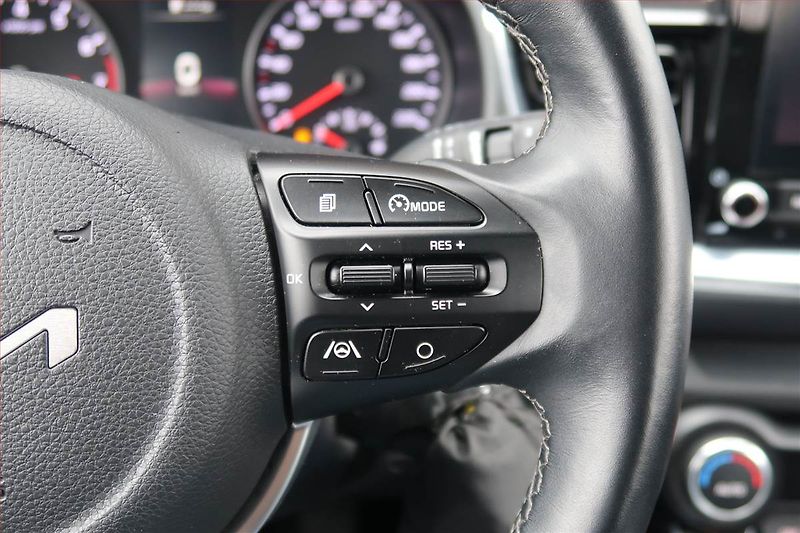 Kia Stonic (2023) Exclusive 1.0 T-GDI, EXCLUSIVE - fotka 19 z 20