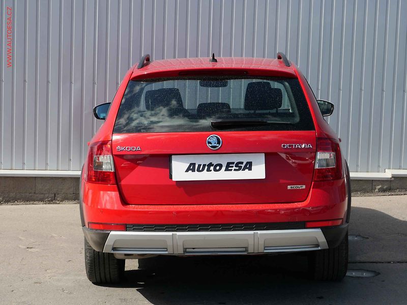 Škoda Octavia (2016) 2.0 TDi 4x4, Scout, DSG - fotka 5 z 26