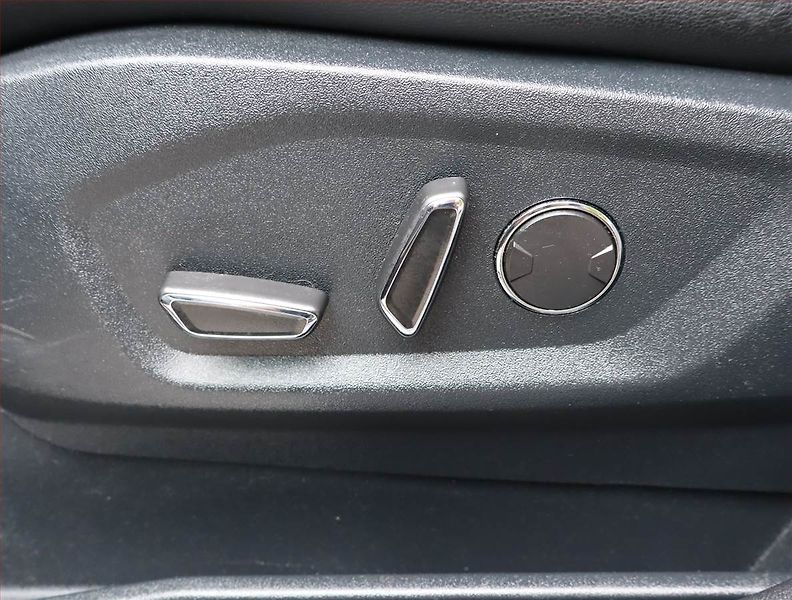 Ford S-MAX (2019) Titanium 2.0 EcoBlue, Automat - fotka 24 z 28