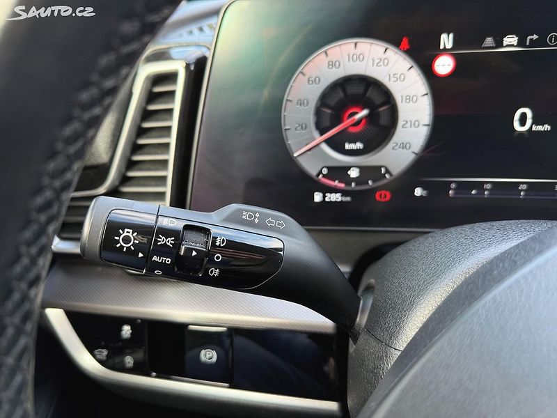 Kia Sportage 1.6 CRDI 100 kW ČR TAŽNÉ - fotka 23 z 41