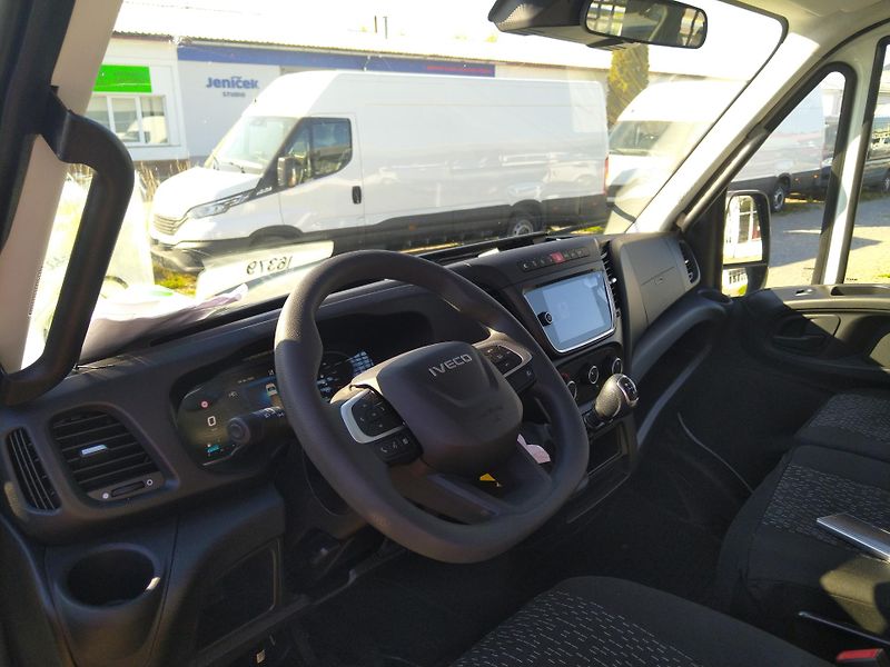 Iveco Daily 35S160 sklopka 3x - fotka 6 z 7