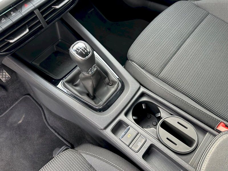 Škoda Octavia (2024) 1,5 TSI / 110 KW / Ambition - fotka 27 z 30