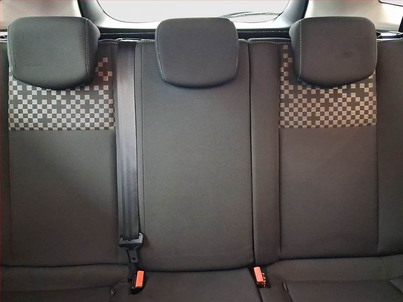 Renault Mégane (2012) 1.5 dCi, Tažné, udržované - fotka 10 z 22