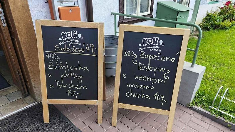 Třetí a čtvrtá generace Vaníčků se o Kopičák stará s láskou.