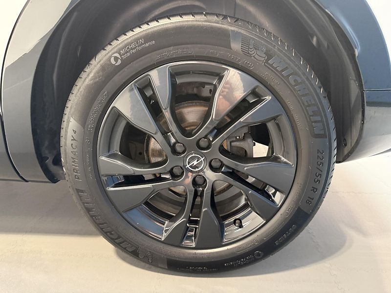 Opel Grandland 1.5 CDTI 96kW GS Line Auto - fotka 13 z 13