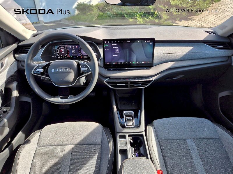 Škoda Octavia (2025) Top Selection 1.5TSi M-HEV 110 - fotka 5 z 32
