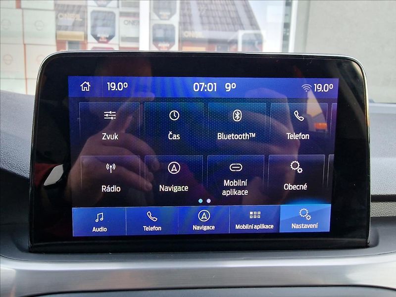 Ford Focus 1.5TDCI Titanium,ČR,1.Majitel - fotka 28 z 46