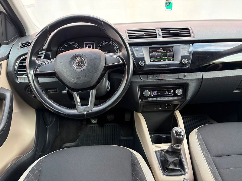 Škoda Fabia 1.2 TSi Style, ČR - fotka 14 z 20