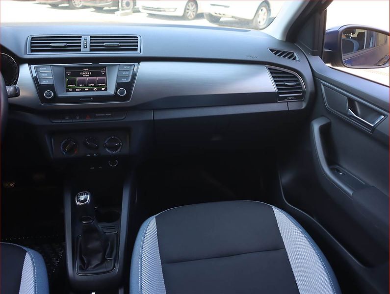 Škoda Fabia (2018) 1.0 TSI, Serv.kniha - fotka 8 z 17