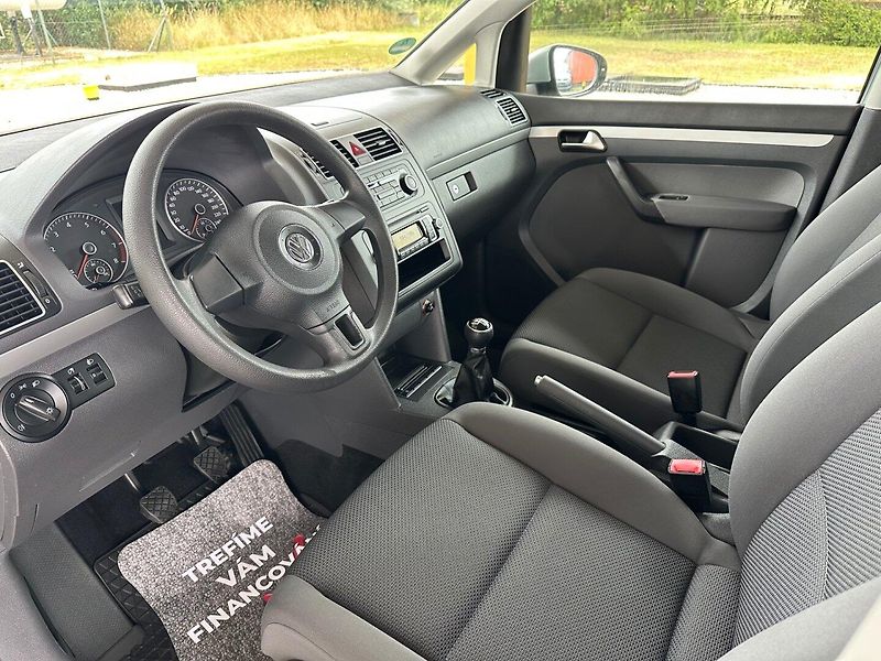 Volkswagen Touran (2011) 1.2TSi PĚKNÝ STAV, PO SERVISU - fotka 7 z 18