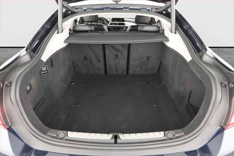 BMW Řada 4 (2019) Sport Line 418i, Automat - fotka 11 z 16