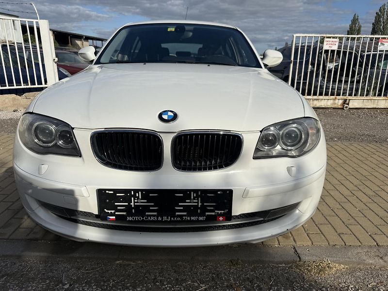 BMW Řada 1 (2009) - fotka 3 z 44