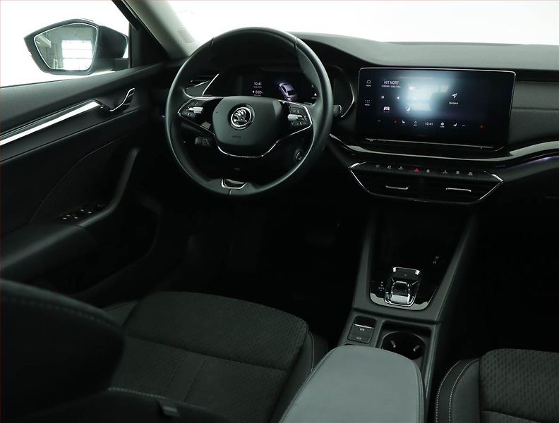 Škoda Octavia (2022) 2.0 TDI, Automat, ČR,1.maj - fotka 7 z 16