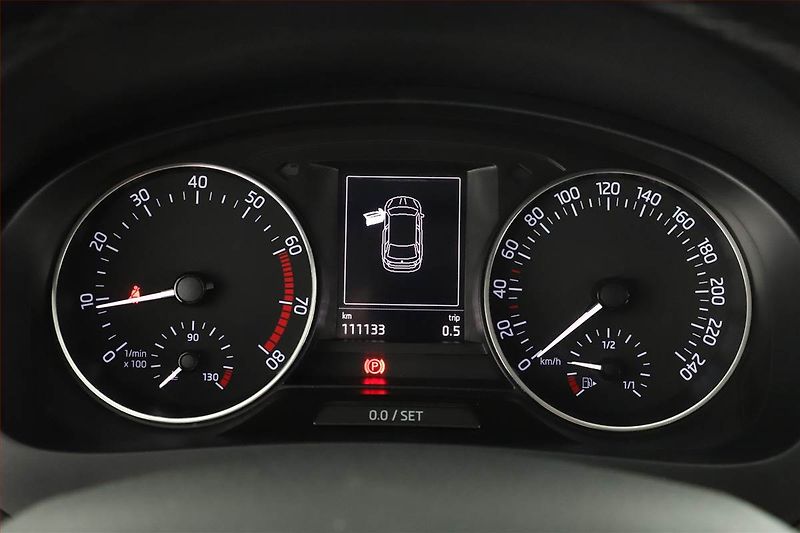 Škoda Rapid (2016) Spaceback 1.2 TSI - fotka 9 z 13