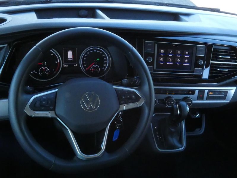 Volkswagen Multivan 6.1. LONG 2.0 TDI 4MOTION - fotka 16 z 28