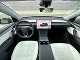 Tesla Model Y (2025) - náhled 41