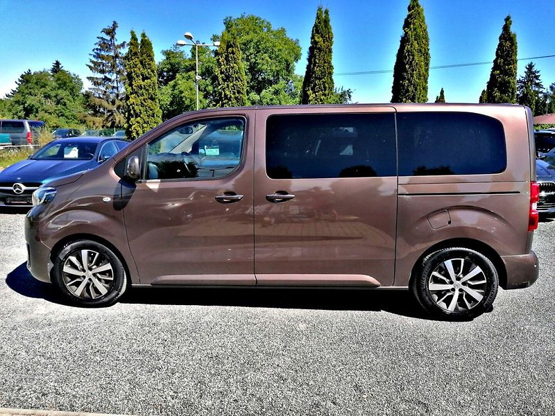 Toyota ProAce (2021) 2.0 D-4D 106kW ČR 1.majitel - fotka 6 z 31
