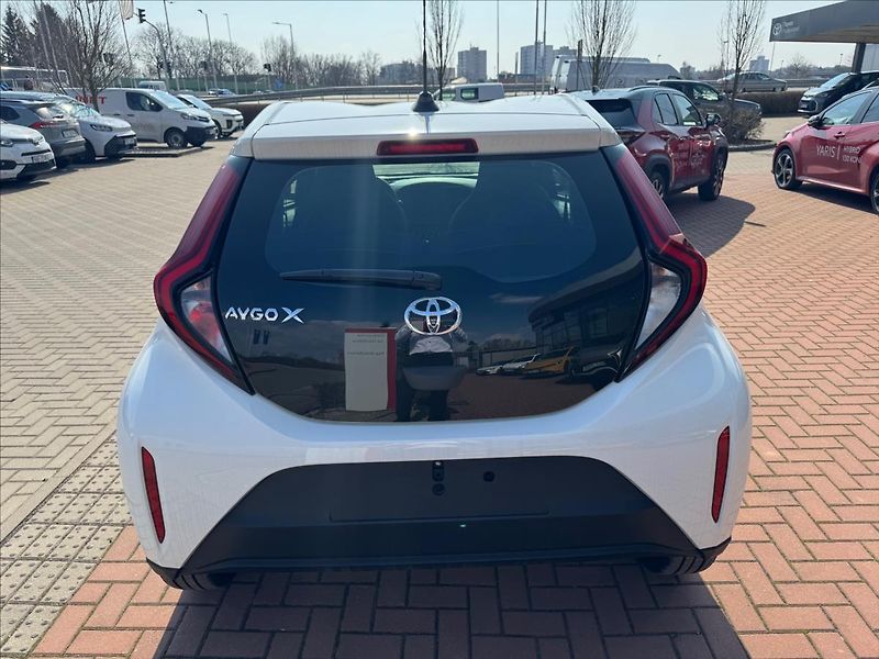 Toyota Aygo (2025) 1,0 5/MT Comfort - fotka 6 z 12
