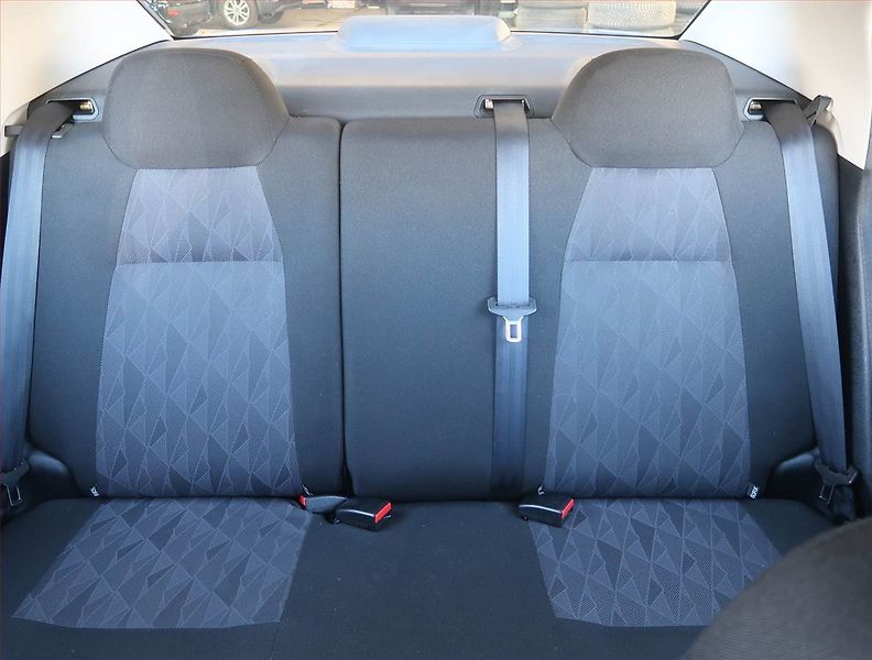 Citroën C-Elysée (2013) Selection 1.6 VTi, Serv.kniha - fotka 10 z 15