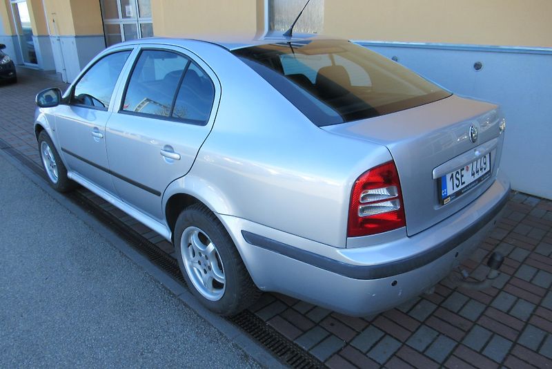 Škoda Octavia 1.9 TDi TOUR KLIMA TAŽNÉ - fotka 7 z 17