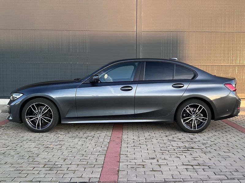 BMW Řada 3 318d-SPORT-LINE 360 KAMERA - fotka 8 z 48