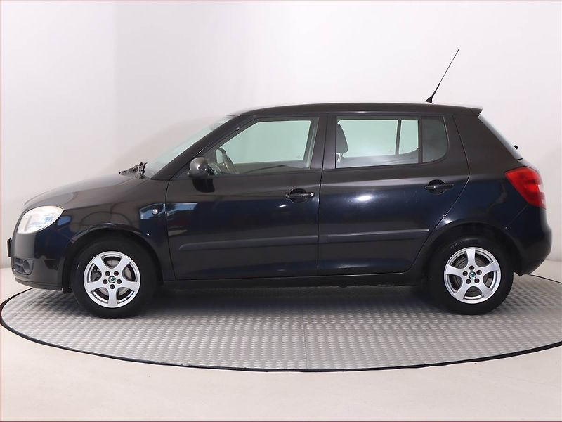 Škoda Fabia (2008) 1.4 16V, Serv.kniha - fotka 3 z 14