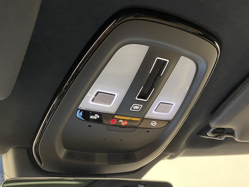 Volvo XC90 T8 AWD RECHARGE BRIGHT ULTRA 7 - fotka 30 z 73