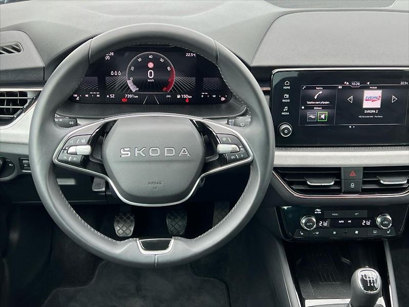 Škoda Scala 1,0 TSi 85 kW TOP SELECTION  R - fotka 15 z 27