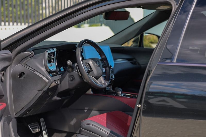 Lexus RX 500h 500H 2,4 HEV F SPORT - fotka 7 z 35