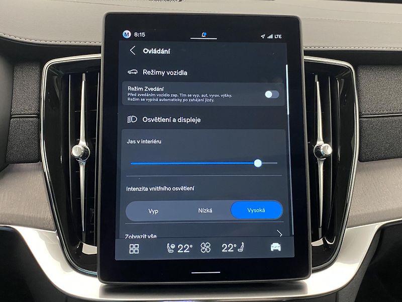 Volvo XC90 (2026) T8 AWD Plug-in DARK ULTRA - fotka 53 z 68