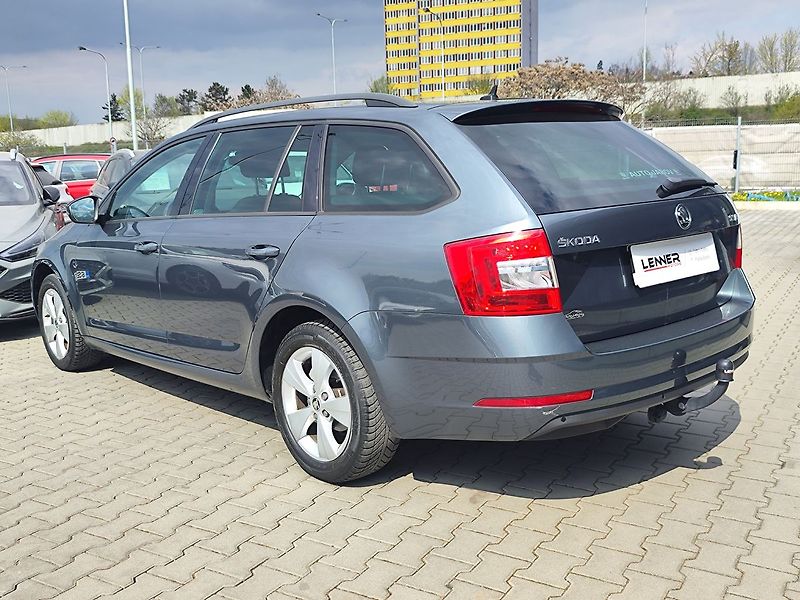 Škoda Octavia 1.6 TDi/85kW Ambition Plus - fotka 7 z 27