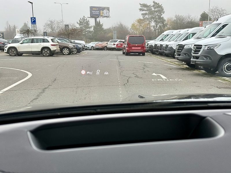 Mercedes-Benz GLE (2024) 450 d 4MATIC - fotka 35 z 53